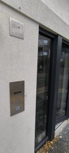 1758908432222